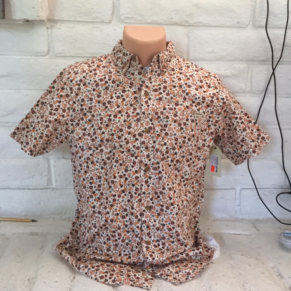 NWT Dravus Casual Button Down Shirt (Short sleeve)